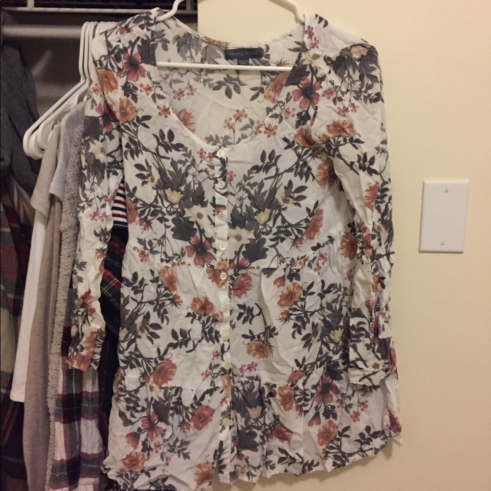 Floral Kendall and Kylie tunic